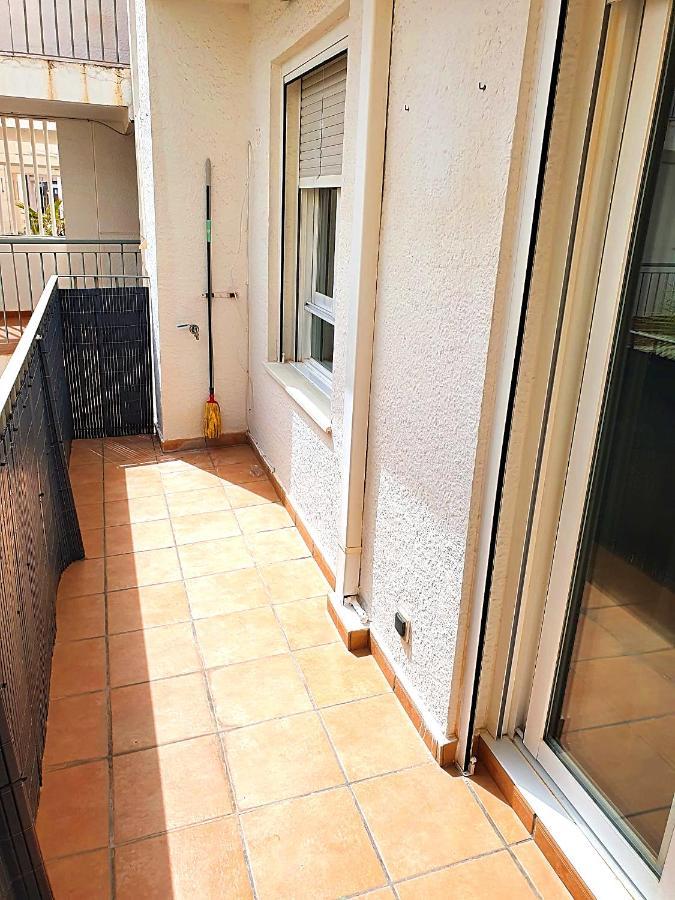 בנידורם Newly Renovated Two Bedrooms Apartment In Villa Marina מראה חיצוני תמונה